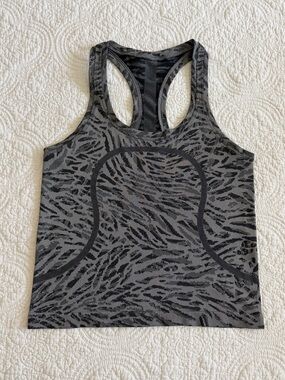 Lululemon Swiftly Tech 2.0 Waist Length Racerback Tank Gray Black 6 Active Wear